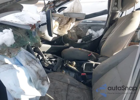 2001 Chevrolet Tracker Hard Top Lt z USA, uszkodzony, nr VIN 2CNBJ634216920126